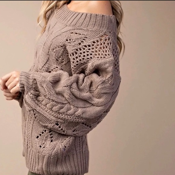 Sweaters - 🆕 ONLY 1 | Mocha Chunky Cable Knit Sweater